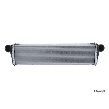 Porsche Radiator - Behr